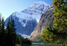 意甲争冠白热化！国米未放弃意杯，部分轮换策略应对魔.